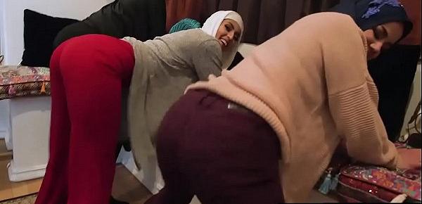  Muslim teen bride and arabian BFFs use a BBC stripper